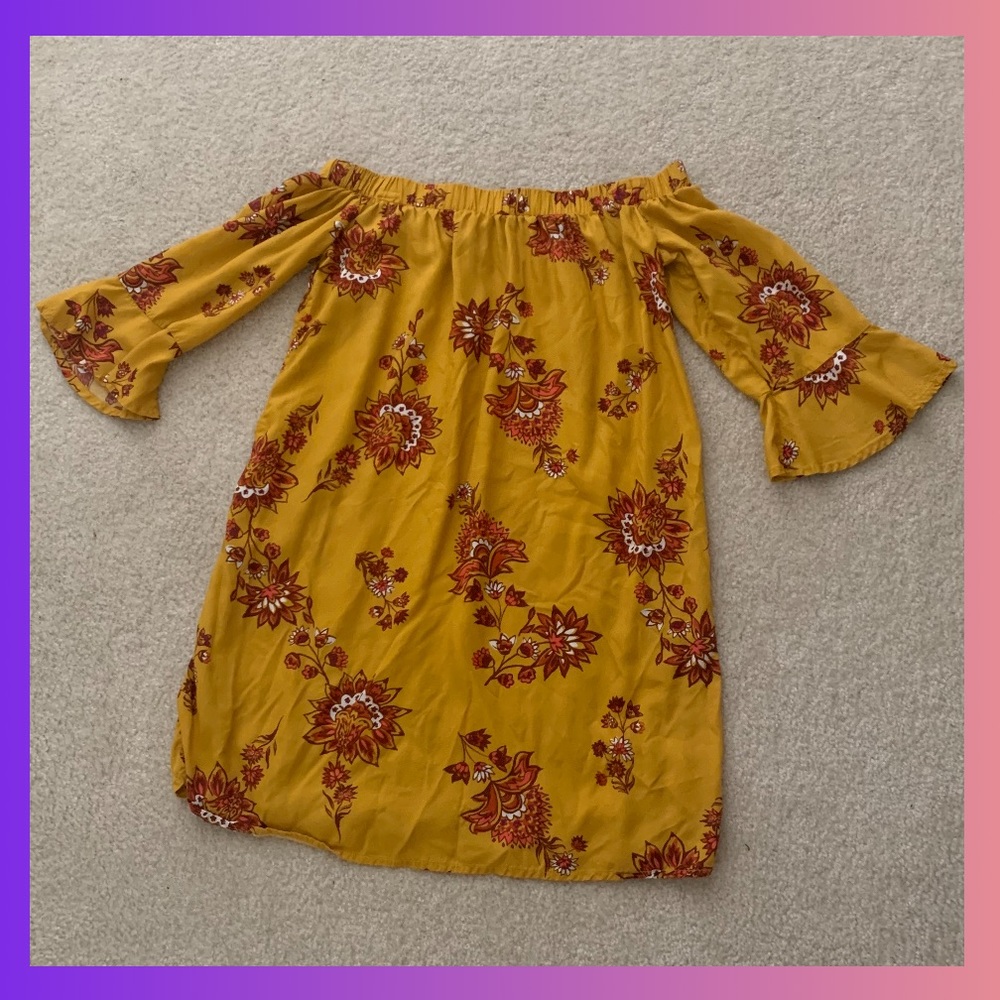 Yellow Floral Dress 🤩